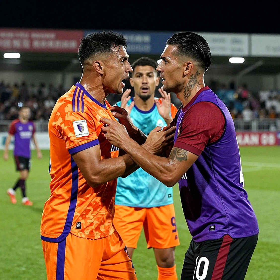 Bóng đá Việt Nam 2026: V.League cạnh tranh khốc liệt và tham vọng vươn tầm châu lục Bóng đá Việt Nam 2026: V.League cạnh tranh khốc liệt và tham vọng vươn tầm châu lục