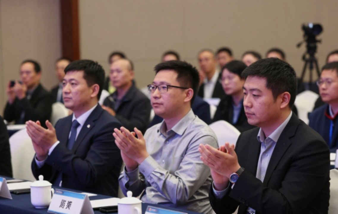 Samarkand 2026: Ấn Độ và cú đúp lịch sử giữa 208 đội cờ