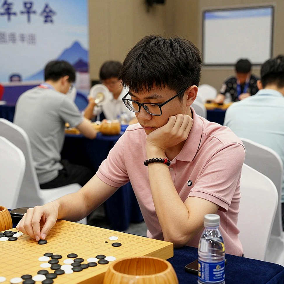Gian lận tại chung kết DFOS S3: hai game thủ Hàn Quốc, án phạt sáu tháng và nghịch lý công lý xuyên nhà phát hành Gian lận tại chung kết DFOS S3: hai game thủ Hàn Quốc, án phạt sáu tháng và nghịch lý công lý xuyên nhà phát hành