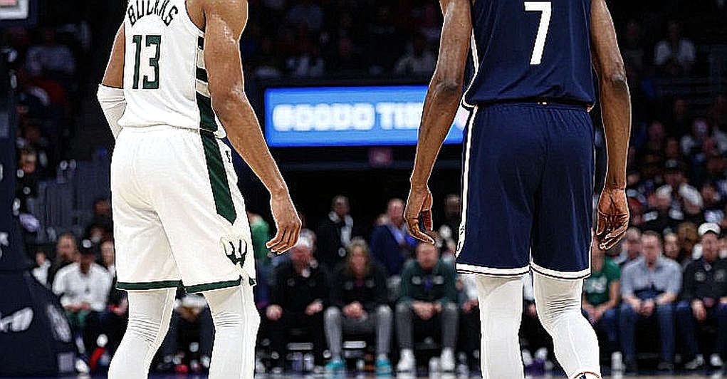Kỷ nguyên apron thứ hai: Khi bảng tính viết lại luật chuyển nhượng NBA Kỷ nguyên apron thứ hai: Khi bảng tính viết lại luật chuyển nhượng NBA