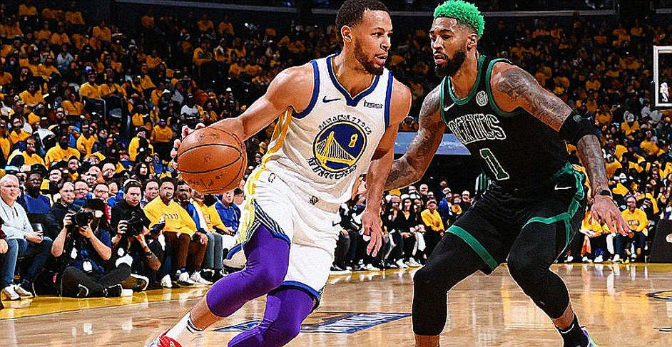 Luka Doncic ghi 52 điểm giúp Lakers thắng Jazz 132-123, nhưng lỗ hổng phòng ngự vẫn còn nguyên