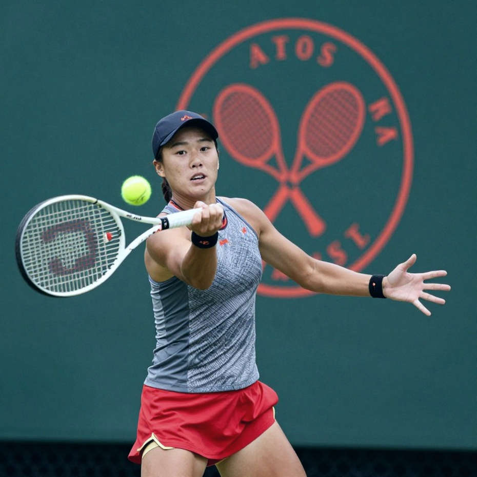 The Economics of Tennis Injury: A Crowded Calendar, Big Media Rights, and a Price Paid in Knees The Economics of Tennis Injury: A Crowded Calendar, Big Media Rights, and a Price Paid in Knees