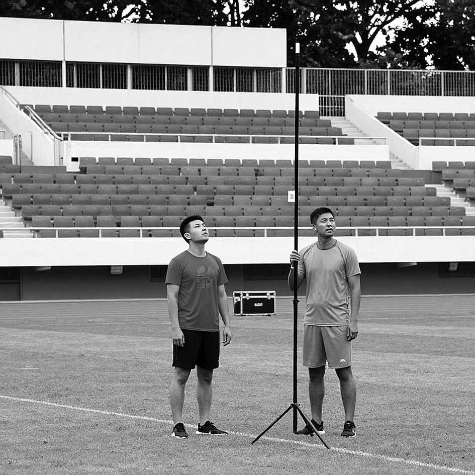 When the Data Sheet Is Blank: A Reminder for the Craft of Football Commentary