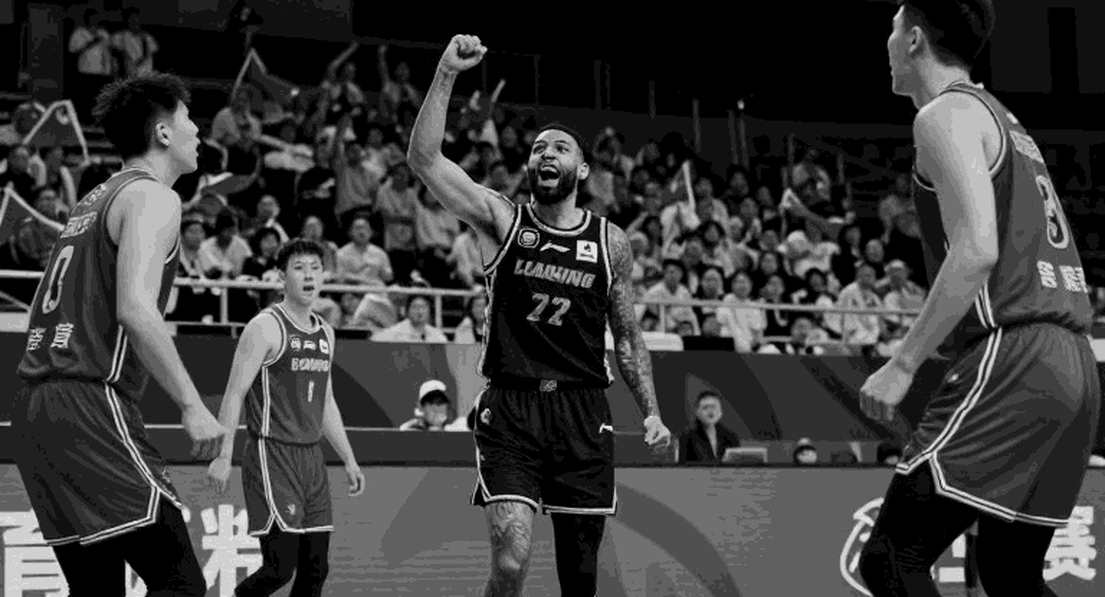 Lakers thắng Jazz 132-123: 52 điểm của Doncic và vết nứt 18 điểm chưa được giải