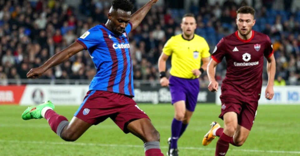 Mbappé, PSG's 4-2 Win Over Barcelona and the High-Line Test Before El Clásico