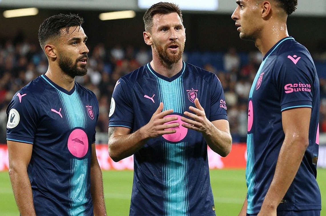 Cú đúp của Armando León vào lưới Dinamo Zagreb: 5 bàn sau 8 vòng và khoảng trống chưa được kiểm chứng Cú đúp của Armando León vào lưới Dinamo Zagreb: 5 bàn sau 8 vòng và khoảng trống chưa được kiểm chứng